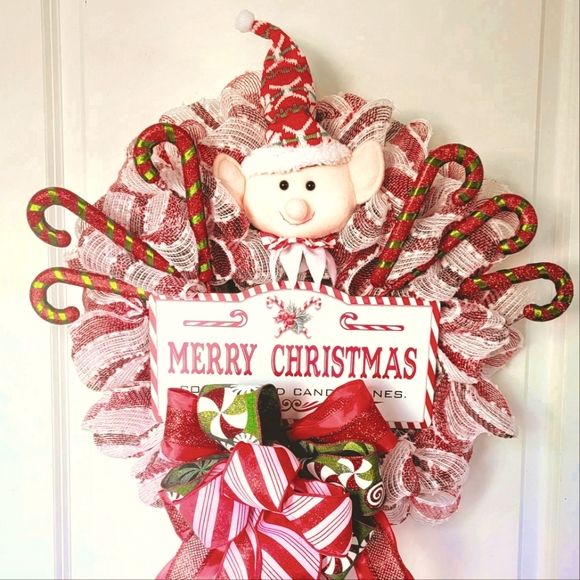 Christmas Plush Elf Wreath Candy Canes Deco Mesh Bow - Picture 2 of 7